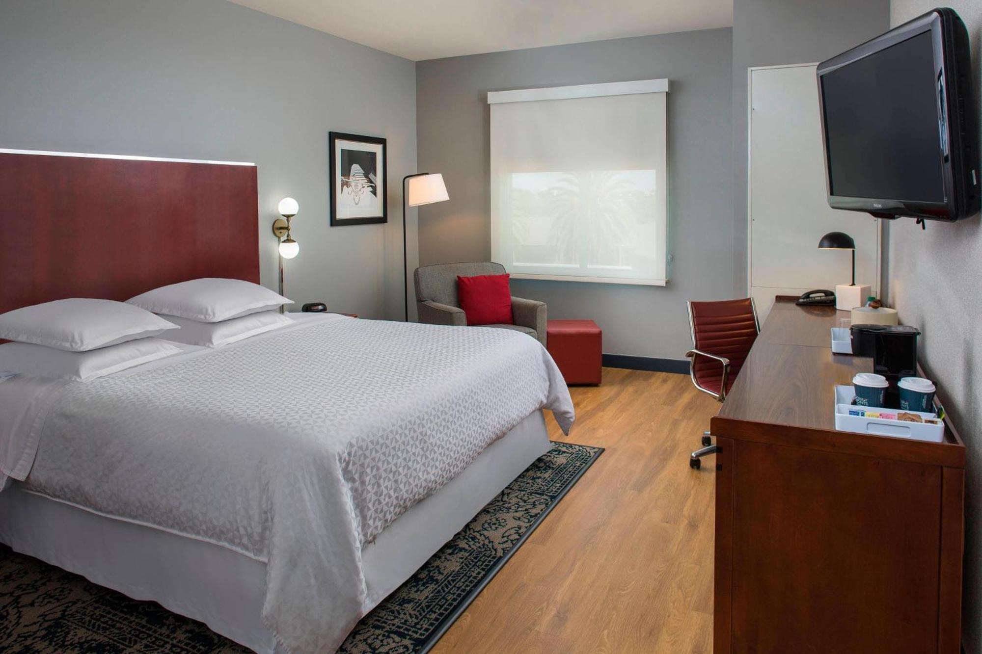 Four Points By Sheraton Houston Hobby Airport Exterior foto